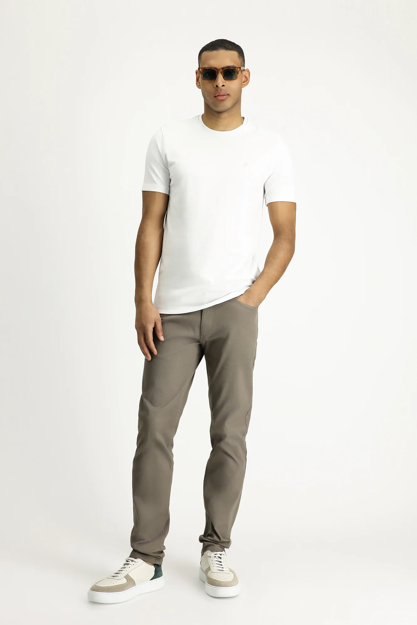 Beyaz Bisiklet Yaka Slim Fit Yumuşak Dokulu Pamuklu Likralı Esnek Tişört - Image 8