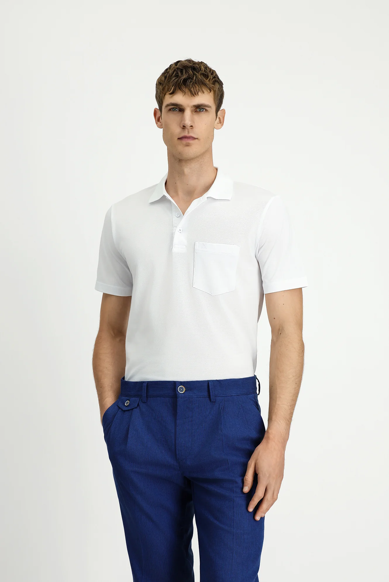 Beyaz Regular Fit Pamuklu Nakışlı Cepli Polo Yaka Tişört - Image 2