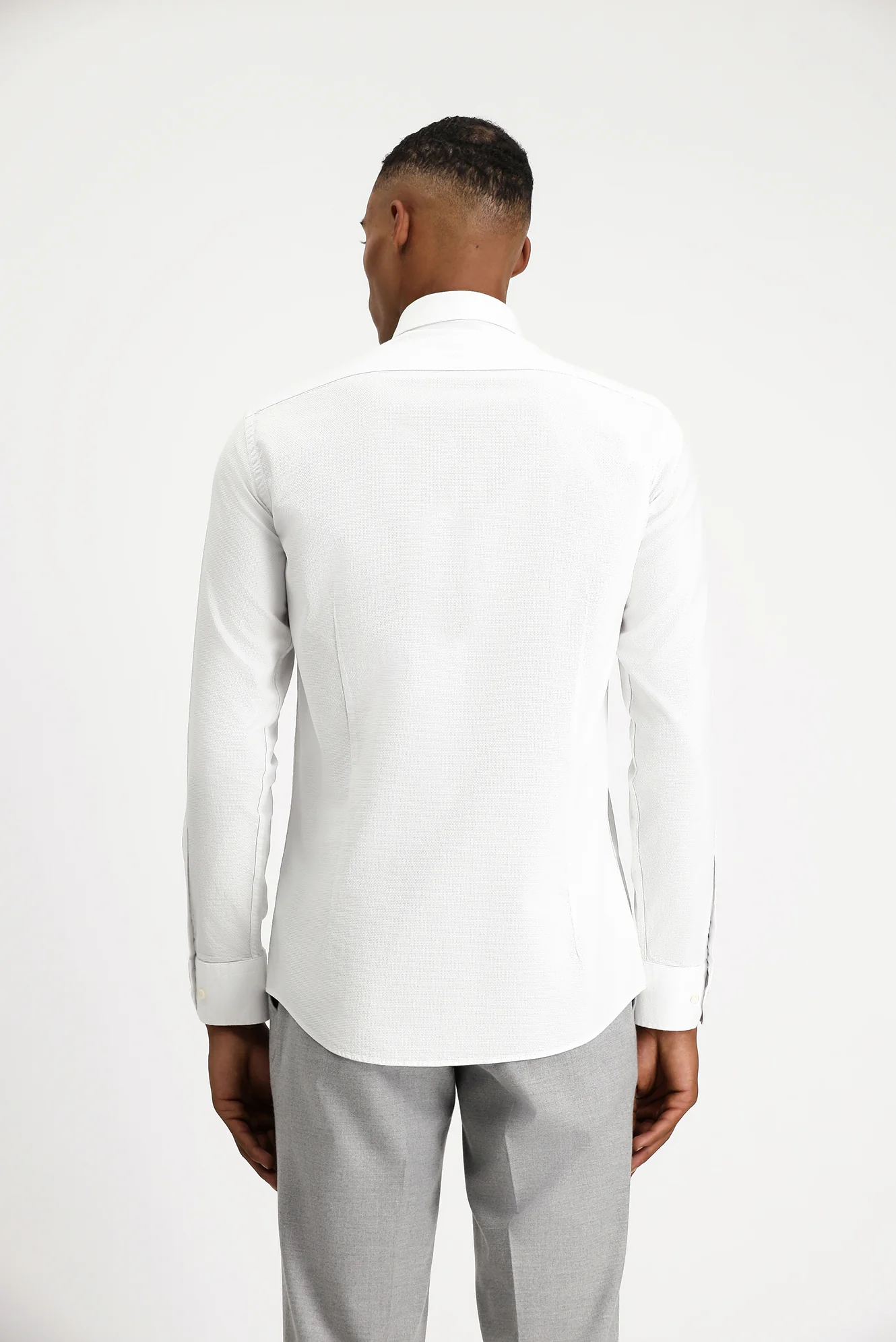 Beyaz Uzun Kol Slim Fit Dar Kesim Non Iron Desenli Klasik Pamuk Gömlek - Image 5