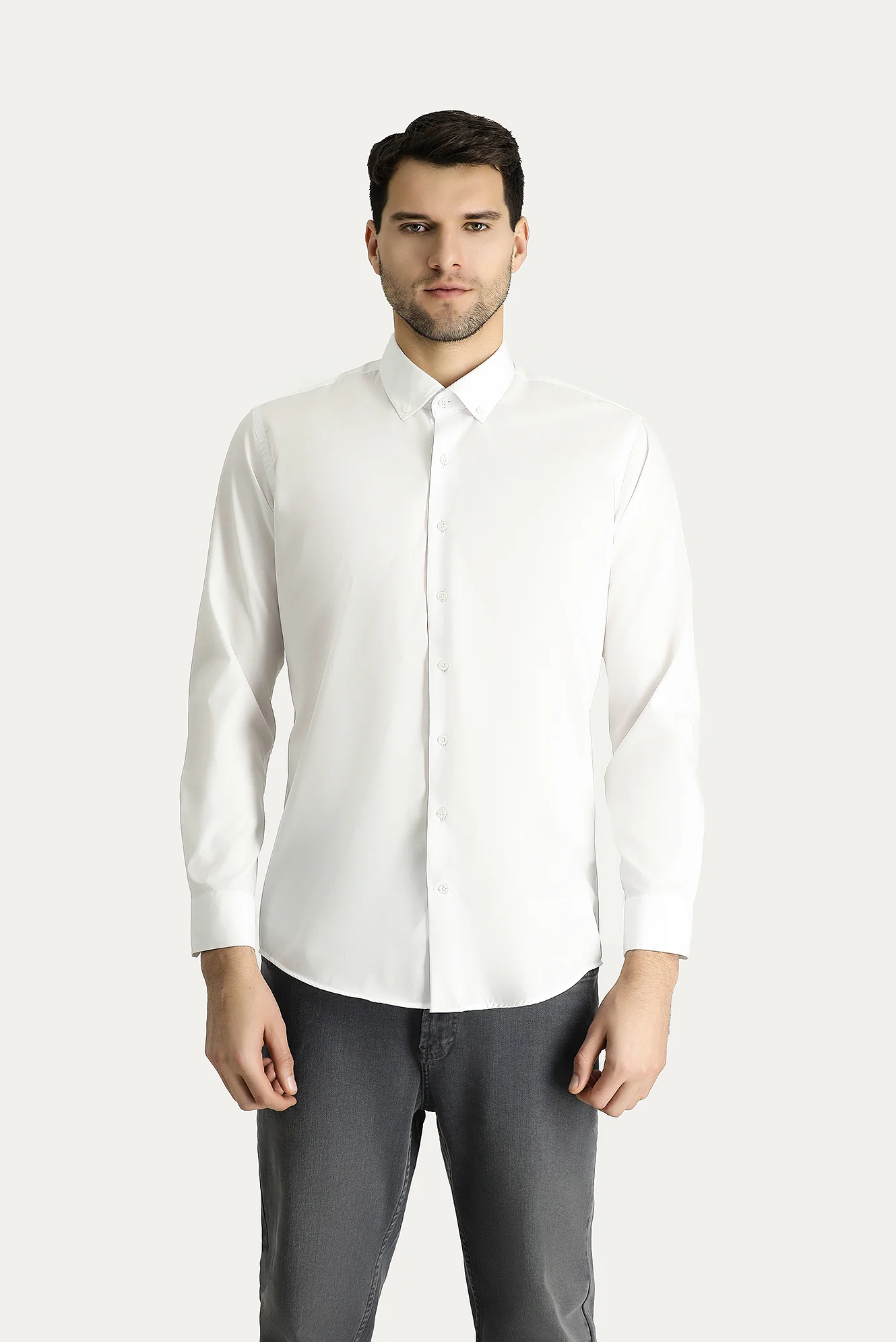 Beyaz Uzun Kol Slim Fit Düğmeli Yaka Pamuklu Non Iron Ütü Gerektirmeyen Gömlek - Image 4