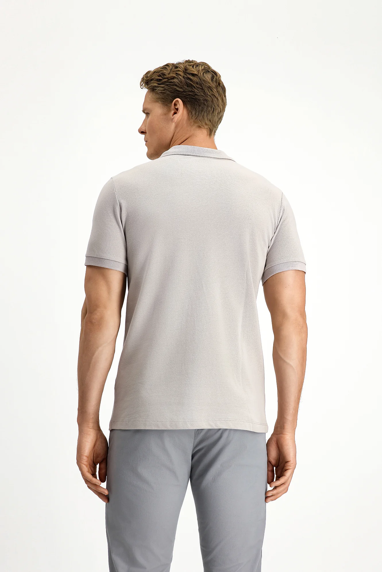 Orta Gri Polo Yaka Slim Fit Nakışlı %100 Pamuk Tişört - Image 4