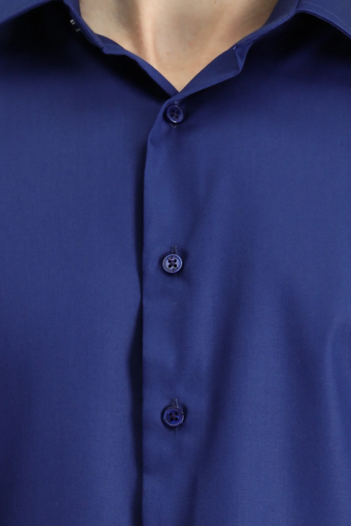 Orta Lacivert Uzun Kol Slim Fit Dar Kesim Klasik Non Iron Pamuklu Gömlek - Image 6