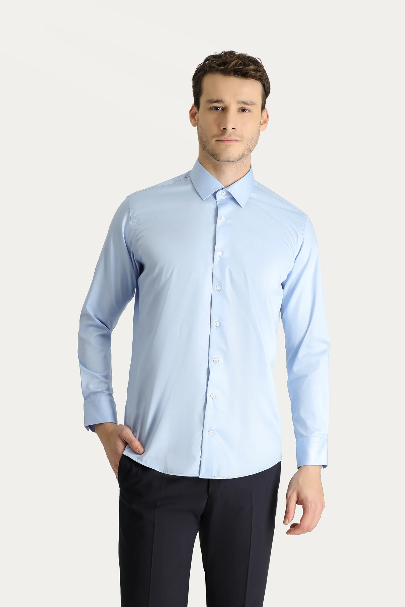 Uçuk Mavi Uzun Kol Slim Fit Dar Kesim Non Iron Saten Pamuklu Gömlek - Image 3